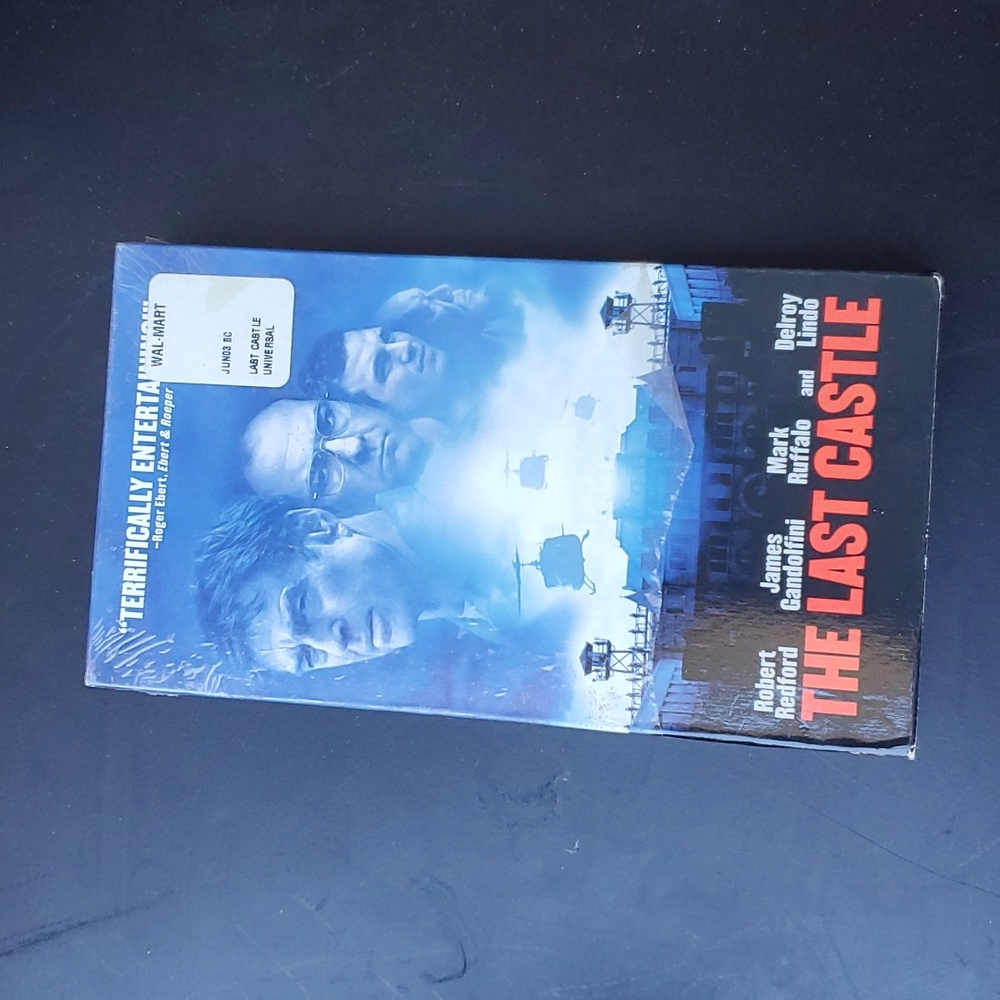6/$10 The Last Castle VHS Tape